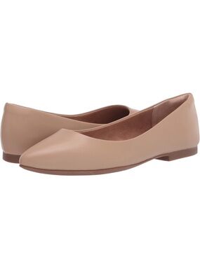 NWT Amazon essentials pointed toe ballet flats WIDE beige classic comfy shoes